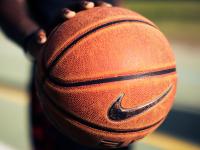 FB体育下载-F1新赛季揭幕战之夜，布鲁诺关键回合不手软，一记超车定乾坤