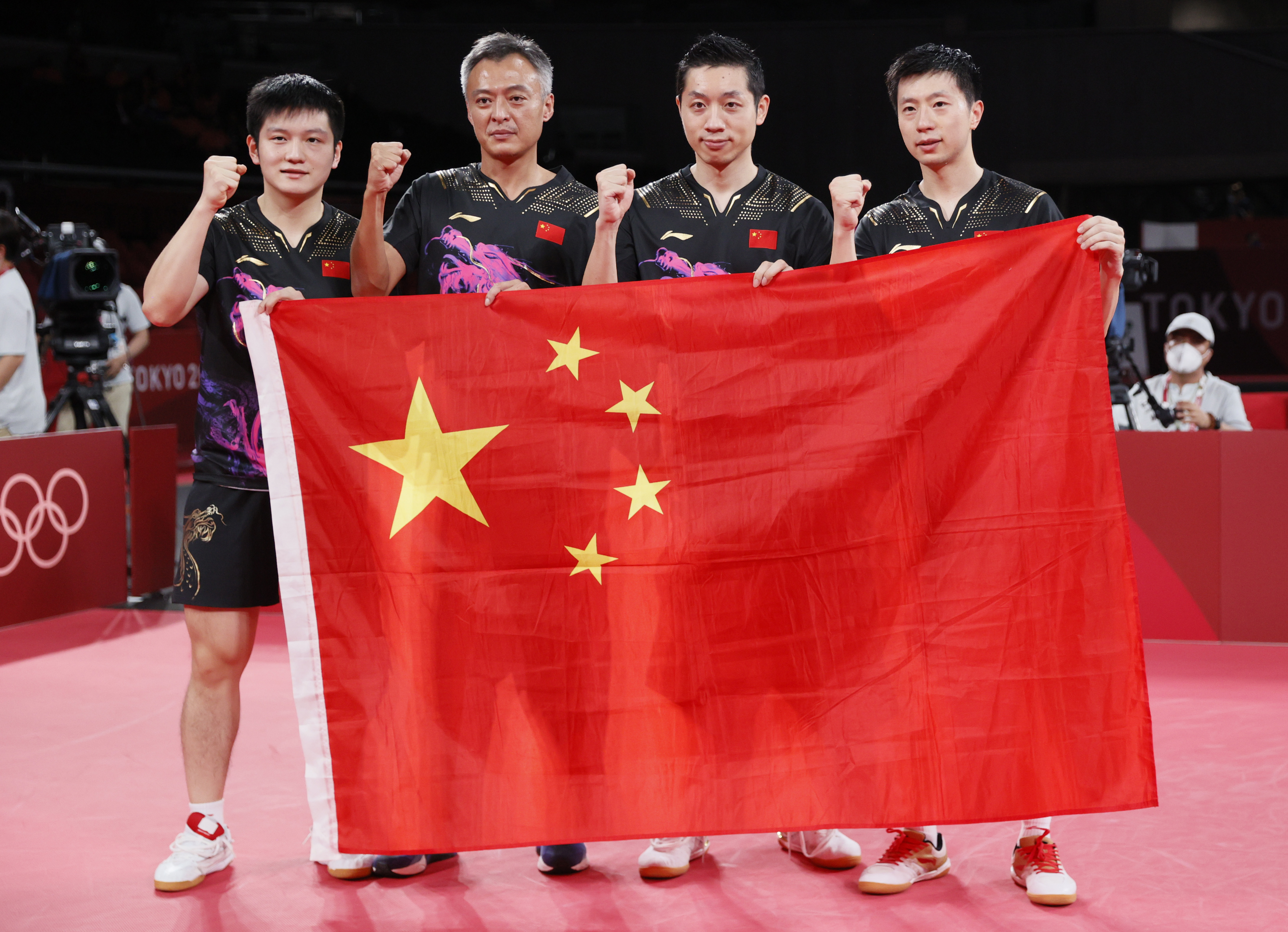 韩国队逆转奥地利队，奥恰洛夫扛起全队