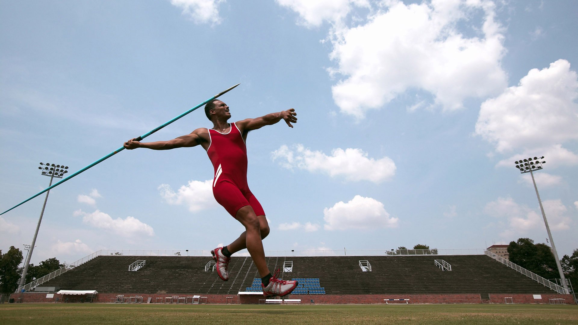 加勒比风暴对决北欧冰墙,罗德里戈一锤定音,牙买加2-1力克冰岛