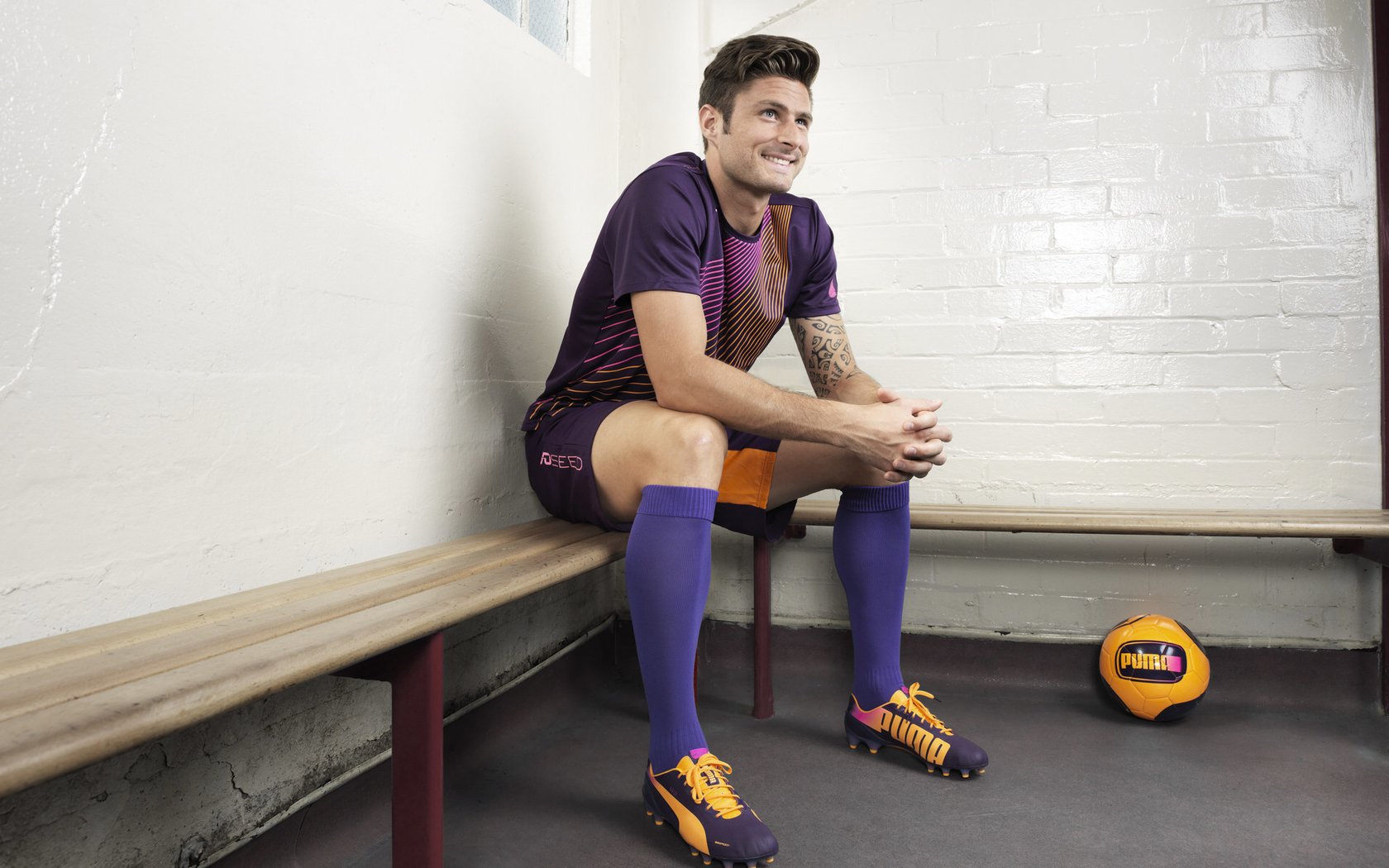 世界排名争夺战之夜,格纳布里持续制造杀伤,改写格局的利刃