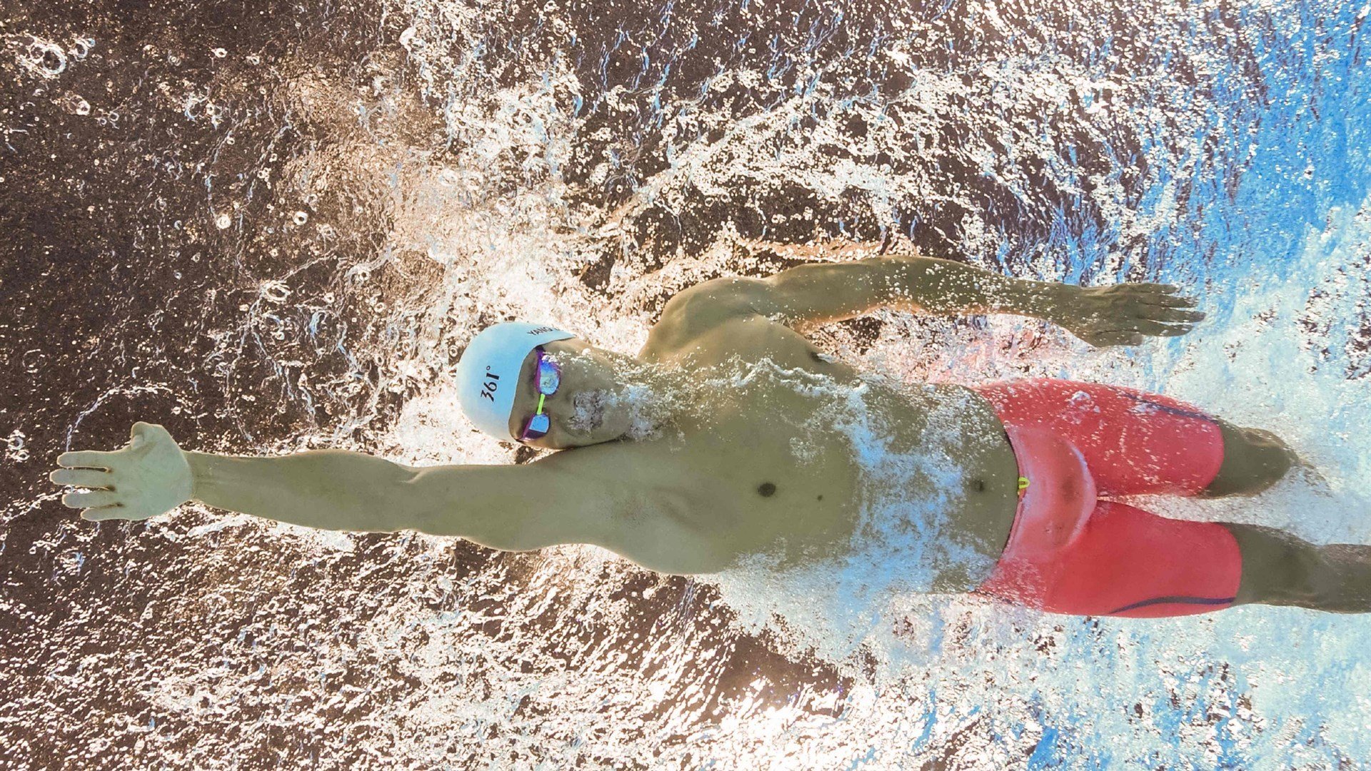 奥运周期关键战焦点战,尼克斯粉碎深圳队,展现中国篮球新格局